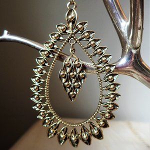 VTG Sarah Coventry Double 3.5" Pendant Necklace